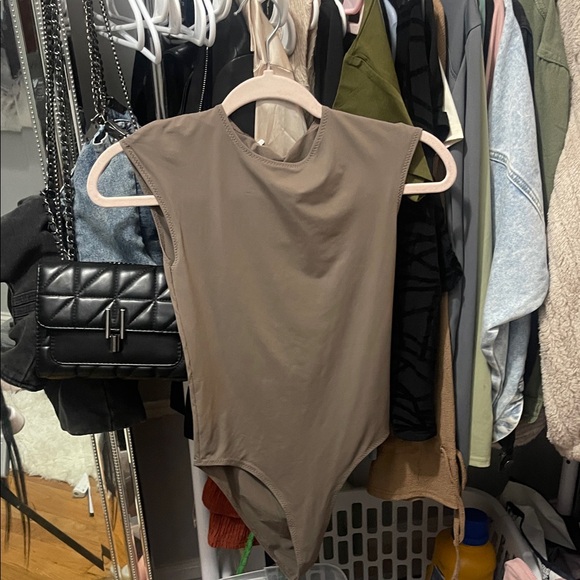 Zara Brown Bodysuit - Picture 1 of 1